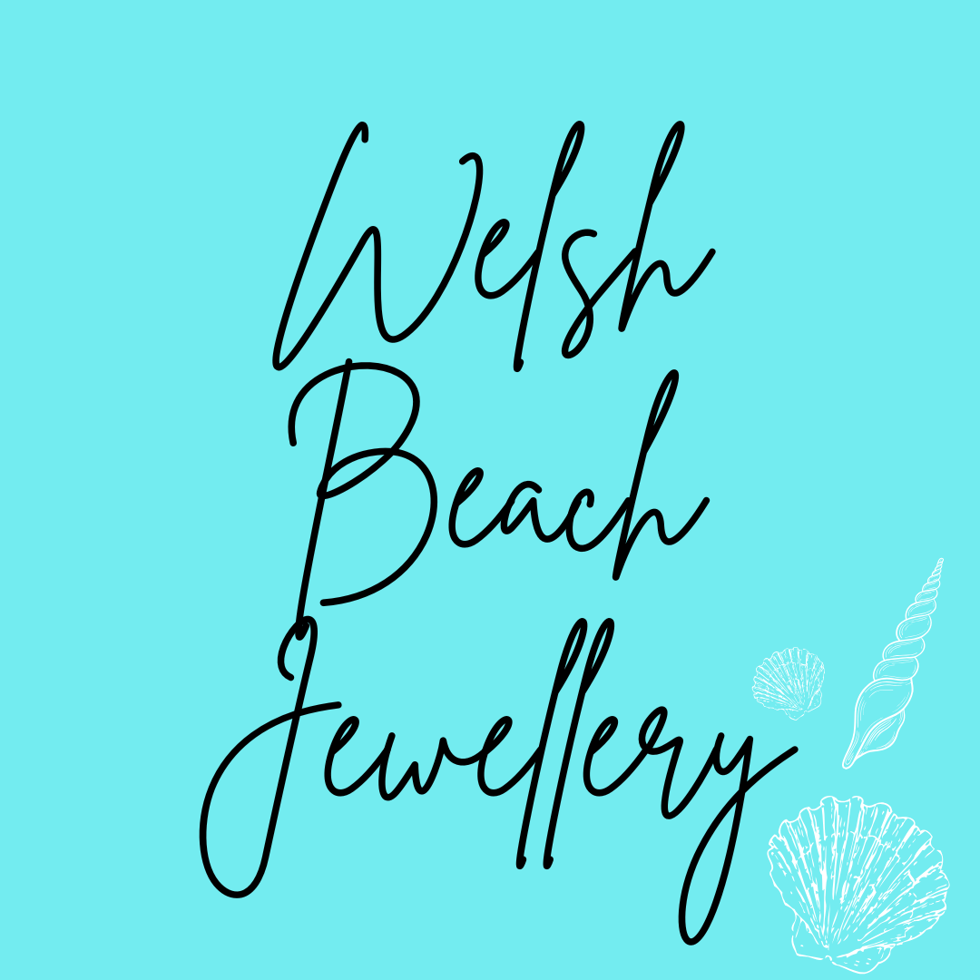 Beach jewellery made using real sand