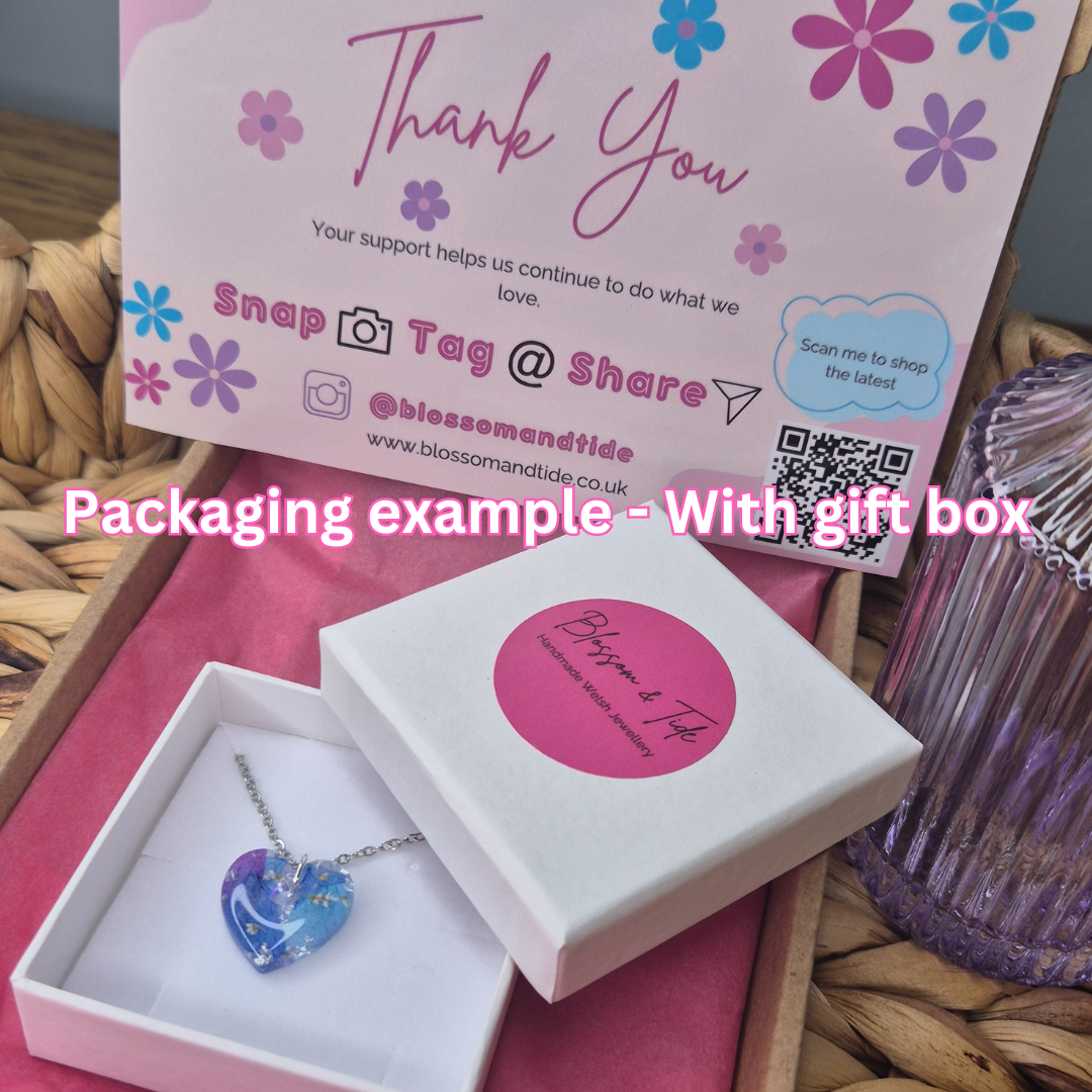 Example of the gift boxed jewellery