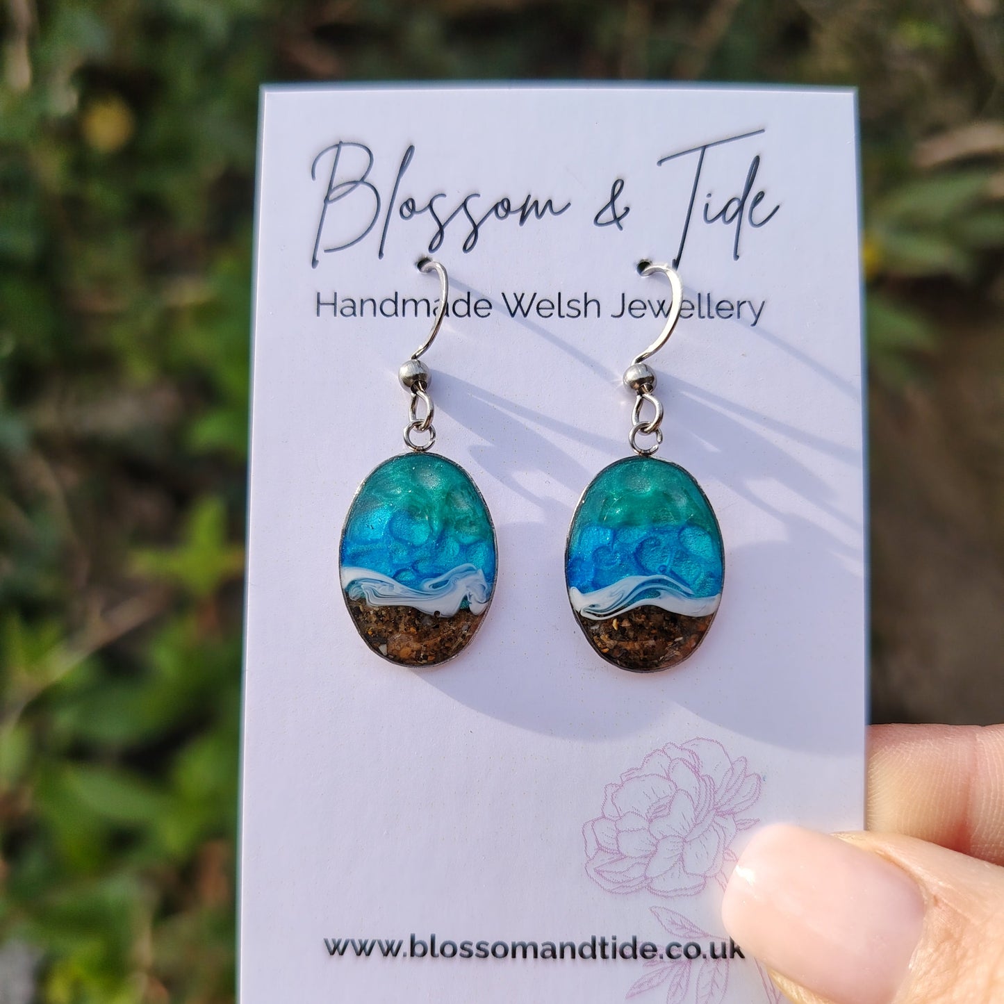 Ocean Waves Oval Earrings - Sea Green